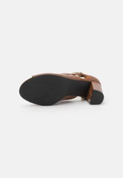 Anna Field LEATHER - Schaftsandale - Cognac 12 Anna Field LEATHER - Schaftsandale - Cognac -Chic Fusion Verkauf 1f6a2f6ff19e4d74bb3ca5506bba5cab