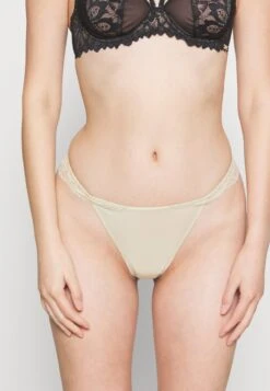 Anna Field 5 PACK - String - Nude/black 10 Anna Field 5 PACK - String - Nude/black -Chic Fusion Verkauf 2e31f2e2b85246619955cbbebf024d43