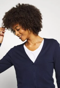 Anna Field Strickjacke - Dark Blue -Chic Fusion Verkauf 2e5f6a6b6db740ecb2351e4944851e0d