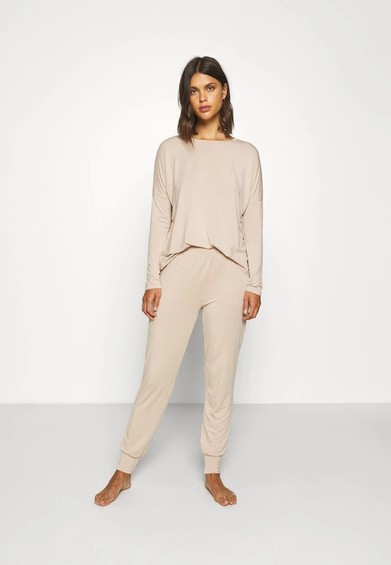 Anna Field Nachtwäsche Set - Taupe 4 Anna Field Nachtwäsche Set - Taupe – Bild 2