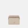 Anna Field Geldbörse - Beige 2 Anna Field Geldbörse - Beige -Chic Fusion Verkauf 335f9ef6efe048f7ae54e3afbc18b7ec 1