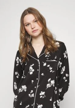 Anna Field SET - Pyjama - Black/offwhite 11 Anna Field SET - Pyjama - Black/offwhite -Chic Fusion Verkauf 43867bdca61a4ccb9e2c4b0593b5f820