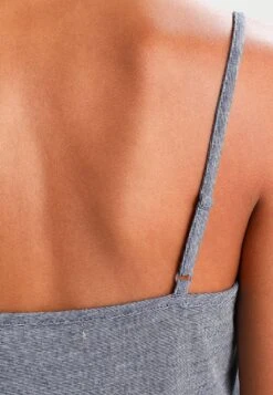 Anna Field SET - Nachtwäsche Set - Off-white/dark Blue 11 Anna Field SET - Nachtwäsche Set - Off-white/dark Blue -Chic Fusion Verkauf 49d51a315b42407db76066305cc81b2a