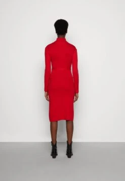 Anna Field ROLLKRAGEN RIPP MINI STRICKKLEID MIT GÜRTEL - Strickkleid - Red -Chic Fusion Verkauf 4ef1d85f8bbc434eb08163e6609c362a