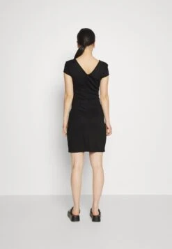 Etuikleid - Black 10 Etuikleid - Black -Chic Fusion Verkauf 5c6ab12d3ae8463a9ee9226cb21331f9