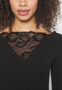 Langarmshirt - Black 12 Langarmshirt - Black -Chic Fusion Verkauf 5d0c6e4c6348402e84ecf194e33a2aa4