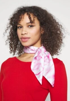 Langarmshirt - Red 11 Langarmshirt - Red -Chic Fusion Verkauf 6509428cfbb4457b8174ffd5c77c7702