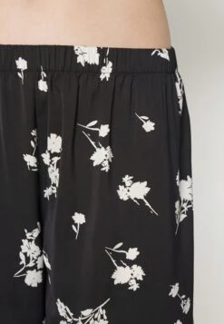 Anna Field SET - Pyjama - Black/offwhite 13 Anna Field SET - Pyjama - Black/offwhite -Chic Fusion Verkauf 680d4776ce4e4f1ca7d216a1744c0b9a