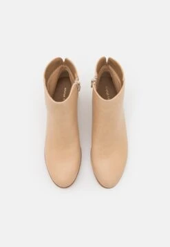 Ankle Boot - Beige 13 Ankle Boot - Beige -Chic Fusion Verkauf 6ff67cba77734ede99813cd85f5d64f6