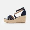 Anna Field Plateausandalette - Blue 2 Anna Field Plateausandalette - Blue -Chic Fusion Verkauf 7a609ae9f2c14d9e9789be55ed0d0b3f