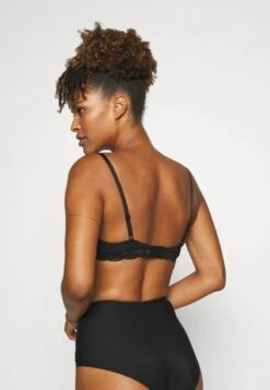 Anna Field NADINE 2PP TSHIRT BRA - T-Shirt BH - Black 10 Anna Field NADINE 2PP TSHIRT BRA - T-Shirt BH - Black -Chic Fusion Verkauf 8103dc96e22b4d679fa4f0754e7a56cd