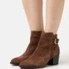 Anna Field LEATHER - Ankle Boot - Cognac 1 Anna Field LEATHER - Ankle Boot - Cognac -Chic Fusion Verkauf 8286b4fd7be4458397b125e283c069f6