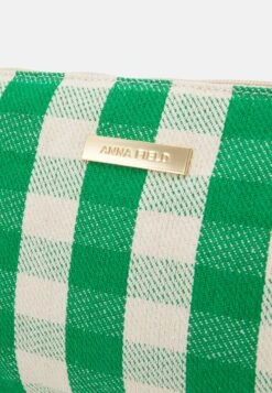 Anna Field Kosmetiktasche - Green 12 Anna Field Kosmetiktasche - Green -Chic Fusion Verkauf 8c3012ac37c44c28b947b98d3b3188a1