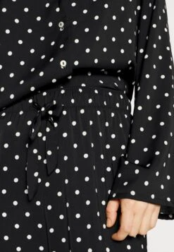 Anna Field Nachtwäsche Set - Black/off-white -Chic Fusion Verkauf 981d5fa029ec42d78a5e91a71b6356b0