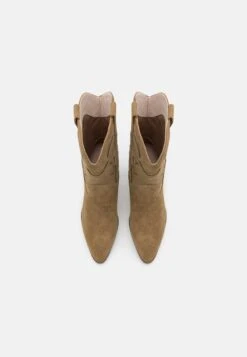 Anna Field LEATHER - Cowboy-/Bikerstiefelette - Khaki 13 Anna Field LEATHER - Cowboy-/Bikerstiefelette - Khaki -Chic Fusion Verkauf a0eb052d2e31427c964205fc36ec1754