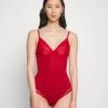 Anna Field Body - Red 2 Anna Field Body - Red -Chic Fusion Verkauf a39ef63ecf8545c7812c1c16f6f68171
