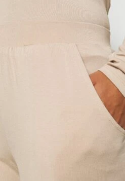 Anna Field Nachtwäsche Set - Taupe 13 Anna Field Nachtwäsche Set - Taupe -Chic Fusion Verkauf a797616667e34a01b77e22859818f618