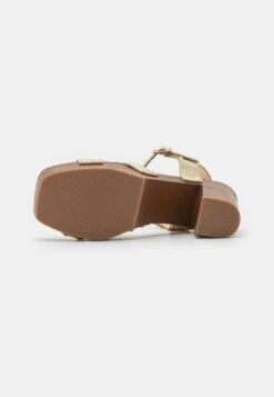 Anna Field Clogs - Gold 12 Anna Field Clogs - Gold -Chic Fusion Verkauf a8b42f145a264bce8c90f4c0b2a7e011
