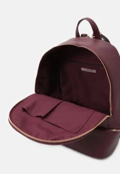 Anna Field Tagesrucksack - 304 - Bordeaux 10 Anna Field Tagesrucksack - 304 - Bordeaux -Chic Fusion Verkauf a8b8a2b571234b5689d81685a74fb58a