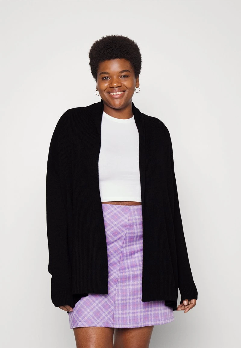 Strickjacke - Black 3 Strickjacke - Black