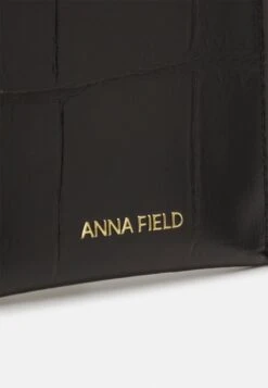 Anna Field Handytasche - Black 12 Anna Field Handytasche - Black -Chic Fusion Verkauf b3733122c09c45339f6e2dfd2f6e9242