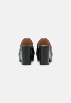 WIDE FIT - Pantolette Hoch - Black 11 WIDE FIT - Pantolette Hoch - Black -Chic Fusion Verkauf b55520beef73467197135975547764b9