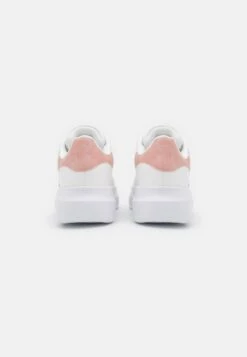 Anna Field DISNEY MICKEY MOUSE - Sneaker Low - White/light Pink 11 Anna Field DISNEY MICKEY MOUSE - Sneaker Low - White/light Pink -Chic Fusion Verkauf b78539045d5a4a81ad2cb4df9da3ad73