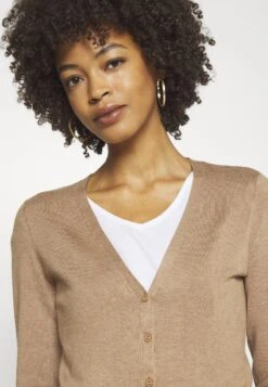 Anna Field Strickjacke - Camel -Chic Fusion Verkauf b7e76a0d24114d6d9571611fad048437