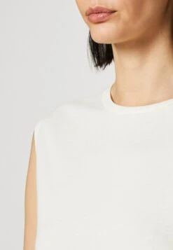 Anna Field T-Shirt Basic - Off-white 13 Anna Field T-Shirt Basic - Off-white -Chic Fusion Verkauf ba874803cbd44c72aab4b9464f369777