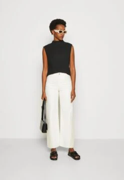 Anna Field Top - Black -Chic Fusion Verkauf ba9385ebd25d49e98e3d45637925f9e8