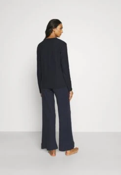 Anna Field RIB SLOUCH PJ SET - Nachtwäsche Set - Blue 10 Anna Field RIB SLOUCH PJ SET - Nachtwäsche Set - Blue -Chic Fusion Verkauf bf2e5631125547ebb00f3001881a03a6