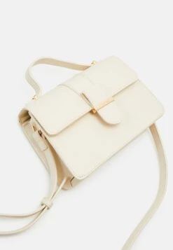Anna Field Umhängetasche - Off-white 11 Anna Field Umhängetasche - Off-white -Chic Fusion Verkauf c72759a0614d4488b5a0a0cfb0a3d37e