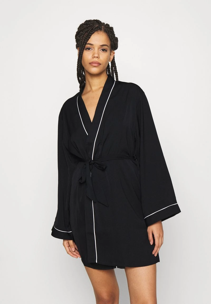 Anna Field AMANDA SATIN DRESSING GOWN - Bademantel - Black 3 Anna Field AMANDA SATIN DRESSING GOWN - Bademantel - Black
