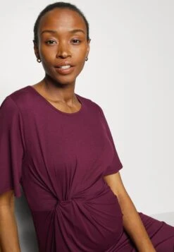 SLEEVES MINI DRESS - Jerseykleid - Purple 11 SLEEVES MINI DRESS - Jerseykleid - Purple -Chic Fusion Verkauf ca5a30fee55d40158cfda176408fbcc1