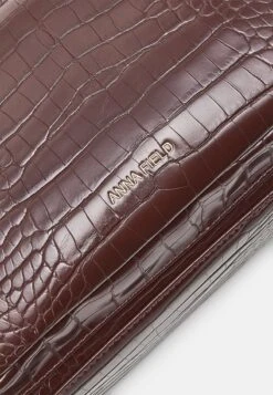 Anna Field Tagesrucksack - Brown 11 Anna Field Tagesrucksack - Brown -Chic Fusion Verkauf cb5edee9d87a4a37bdaa91b01a6bf4a5