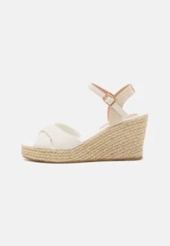 Anna Field Plateausandalette - Beige -Chic Fusion Verkauf d6953c2203c444b2a6d513e5f82392aa