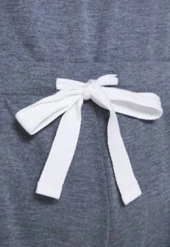 Anna Field Nachtwäsche Set - Blue 13 Anna Field Nachtwäsche Set - Blue -Chic Fusion Verkauf d726bfeb95334e78bb63e54c47d5c73c