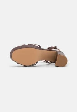 Anna Field Plateausandalette - Dark Brown 11 Anna Field Plateausandalette - Dark Brown -Chic Fusion Verkauf e5afcd8b3ec74a5b93a2df2b00a2bb95