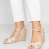 Anna Field Keilsandalette - Beige 1 Anna Field Keilsandalette - Beige -Chic Fusion Verkauf e61b8391c25b42ca8dc5825505f44079