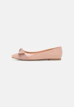 Klassischer Ballerina - Light Pink 9 Klassischer Ballerina - Light Pink -Chic Fusion Verkauf e8fc3729c3d1490b8366875e07ac8043