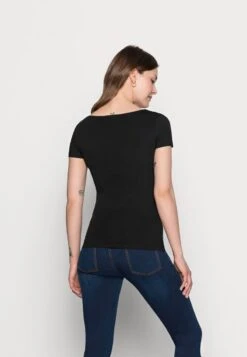 NURSING 2er PACK - Basic T-shirt - T-Shirt Basic - Dark Blue/black 10 NURSING 2er PACK - Basic T-shirt - T-Shirt Basic - Dark Blue/black -Chic Fusion Verkauf edfa95b0d4a14974b477cfb71f95453b